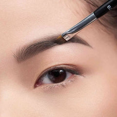Anastasia Beverly Hills Brush 7B spoolie detail blending pigment for natural finish
