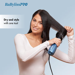 BaBylissPRO detail of nylon and boar bristles to detangle hair and boost shine without tugging