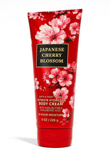 Bath & Body Works front packaging showing jar and label, highlighting elegant fragrance