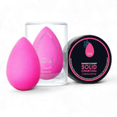 beautyblender original pink front packaging showing sponge and cleanser — clear presentation benefit