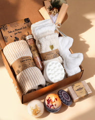 Coralogo spa basket front view showing complete 11-piece set and elegant presentation benefiting gift readiness