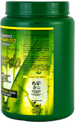 CrecePelo application in hands demonstrating easy spreadability and nourishment