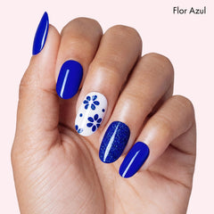 Dashing Diva close-up of Flor Azul strip showing blue petals and chip-resistant surface