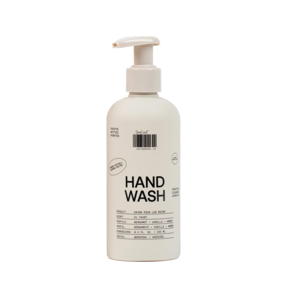 DedCool Taunt front bottle showing clean packaging and pump for easy dispensing