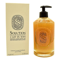 Diptyque front bottle view showing elegant label and volume, enhances bathroom style