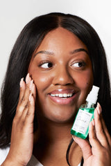 Earth Harbor gel texture close-up revealing lightweight hydrating formula