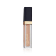 Estée Lauder Futurist front packaging showing shade 2C and benefits