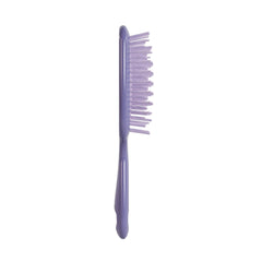 FHI Heat bristles close-up showing dual-length DuoFlex bristles that reduce breakage