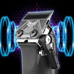 GAMMA+ blade oil reservoir detail highlighting cooler, smoother operation
