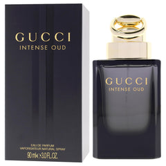 Gucci Intense Oud close-up atomizer focusing on nozzle, ensures precise misting