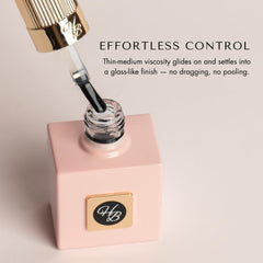 Hey Beautiful brush close-up with Vanish-Touch bristles for controlled application