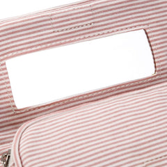 Hibilog waterproof nylon close-up showing durable fabric and easy-clean benefit