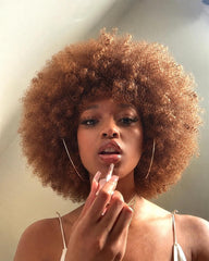 HIHOO close-up of kinky curly texture highlighting realistic curl definition
