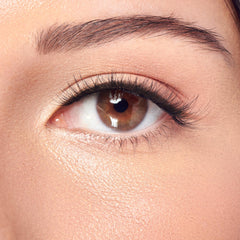 imPRESS close-up of faux mink cluster texture for natural volume benefit