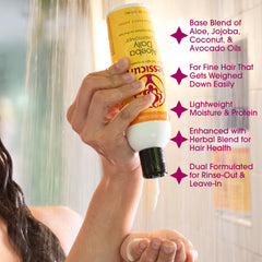 Jessicurl Aloeba texture poured from bottle showing lightweight slip