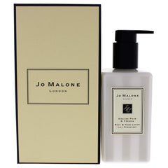 Jo Malone bottle front view showing elegant label and size benefits