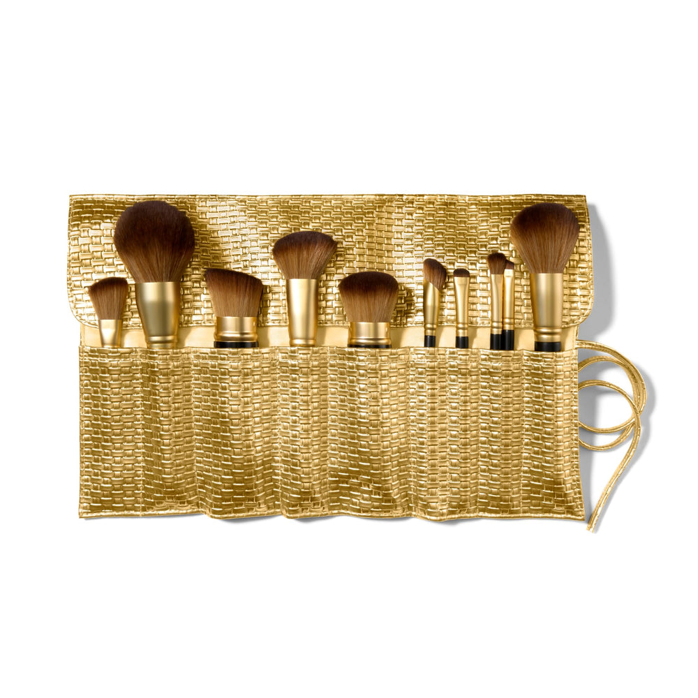 LAURA GELLER NEW YORK brush vault front view showing organized travel kit benefit