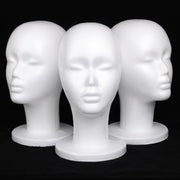 Leeven foam wig head front view showing stable display and protection