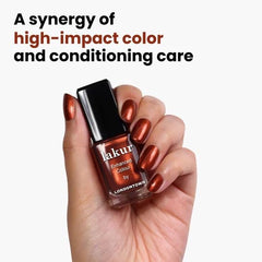 LONDONTOWN polish bottle close-up highlighting florium complex label and quality