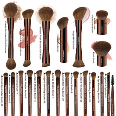 MAANGE bristle close-up showing soft dense synthetic fibers for smooth blending