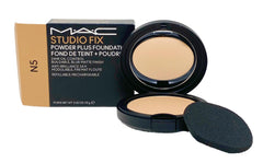 MAC compact front view showing N5 rosy beige shade and matte finish benefit