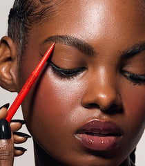 MAKE Nano Brow ultra-fine precision tip close-up for hairlike stroke accuracy