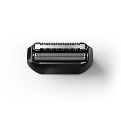 MANSCAPED close-up of foil teeth and long-hair leveler, precise cutting benefit
