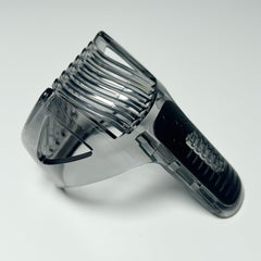 maxeylead comb attached to Philips trimmer demonstrating accurate length control benefit