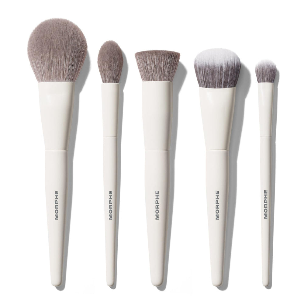 Morphe portrait mode front packshot showing five brushes and compact case for versatile routines