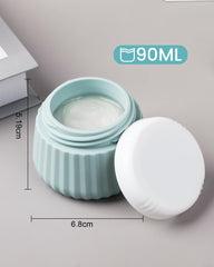 Mrsdry wide-mouth jar open for filling creams and easy cleaning benefit