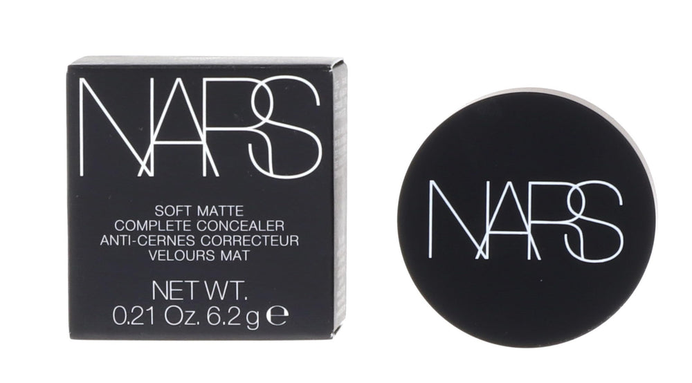 NARS front tube of Soft Matte Concealer Macadamia showing branding and product benefit