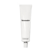 Nécessaire front packaging showing clean tube and brand benefit