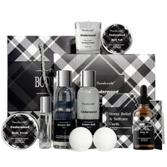 PEARLWORLD gift box front view showing elegant packaging and ready-to-gift appeal
