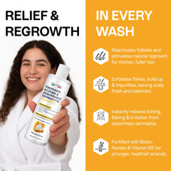Pharmlitalia shampoo lather close-up demonstrating gentle exfoliating action
