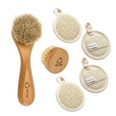 Reccsy front packaging showing complete face brush set benefits