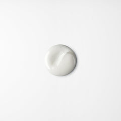 shu uemura jar with size and contents label informing customers about 2.54 fl oz product