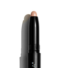 SIGMA BEAUTY Persuade retractable tip detail demonstrating precise application control