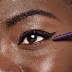 Smashbox pencil in hand showing scale and travel-friendly convenience