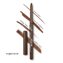 stila applying Espresso to waterline illustrating safe tightline definition