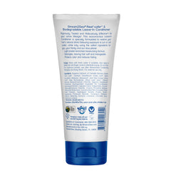 Stream2Sea close-up of conditioner texture highlighting lightweight non-greasy feel