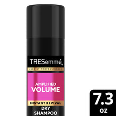TRESemmé mist texture shot highlighting fine spray for even oil absorption