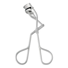 Tweezerman close-up of rounded silicone pad preventing crimping for gentle lift