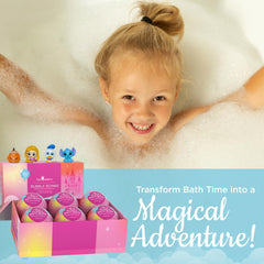 Child discovering the Two Sisters enchanted squishy inside after the bath for play
