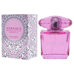 versace bright crystal absolu liquid closeup highlighting rich color and concentrated eau de parfum