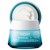 VICHY front jar showing product packaging and clear benefit of hydration