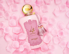 zimaya Fatima Pink atomizer close-up revealing nozzle detail for precise misting benefit