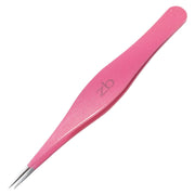 Zizzili Basics tweezers front close-up showing fine-point tips for precise hair removal