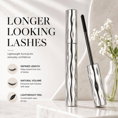 Zonoroy Mascara brush texture detail demonstrating fibre formula benefits