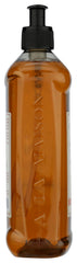 A LA MAISON close-up of natural oils and plant ingredients emphasizing hydration benefit