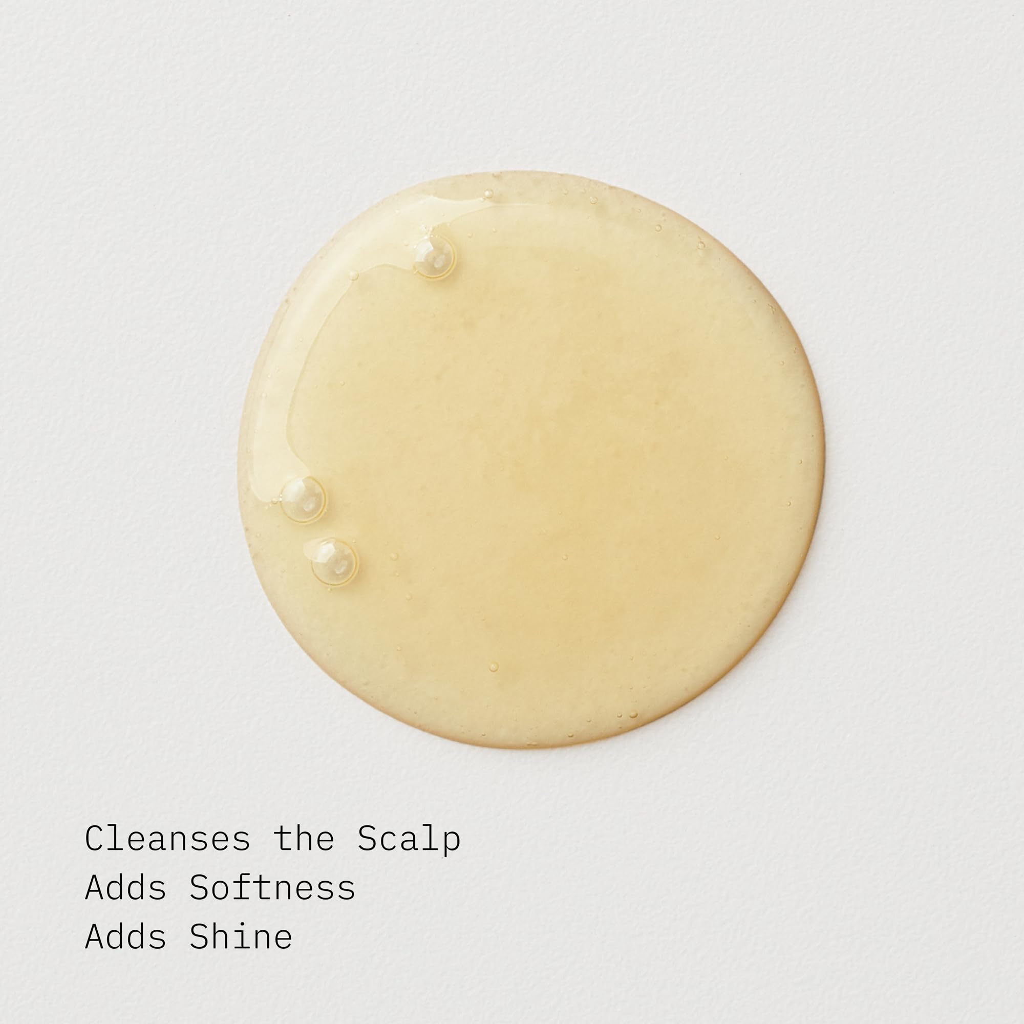 AG Care creamy shampoo texture demonstrating gentle lather and hydration